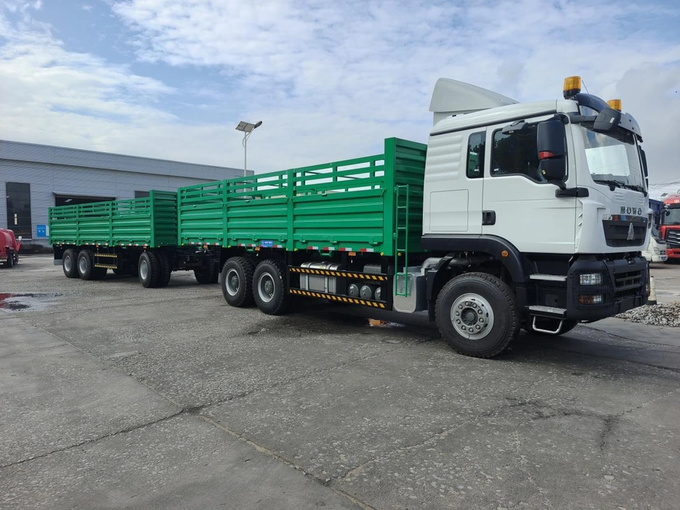  Sinotruk Cargo Truck with Drawbar Trailer
